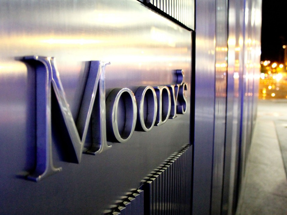 Moody's upgrades Greek banks to capture improvements in the economy and lower problem loans